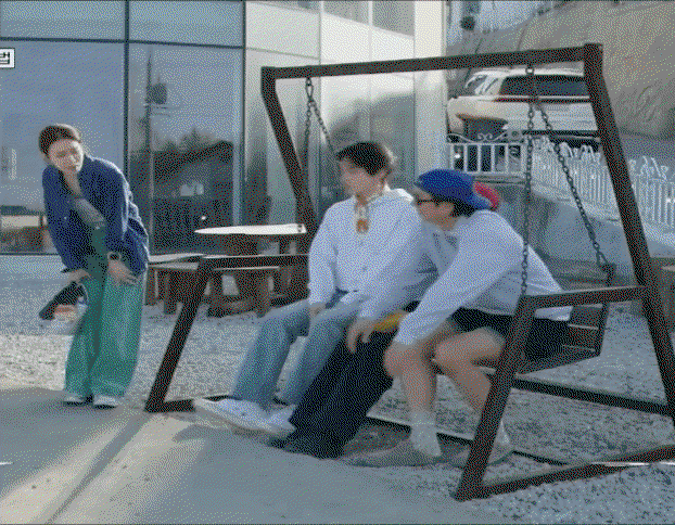 sGQxUa.gif