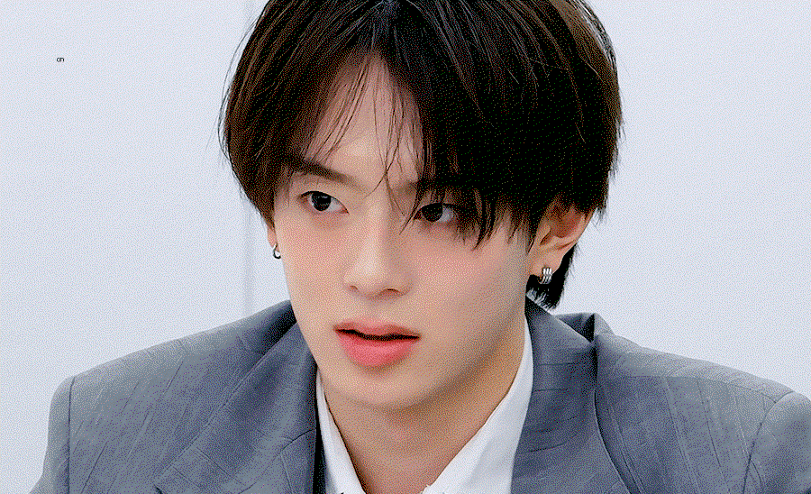 sGxXYG.gif