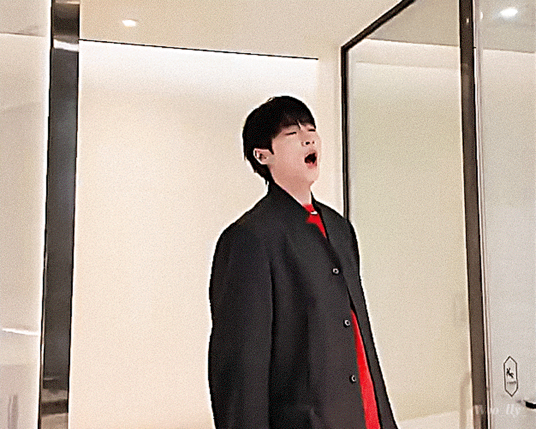 sjduTp.gif