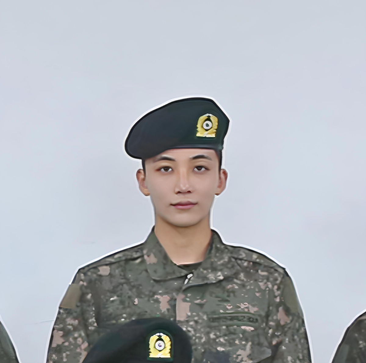 아니근데 너무 잘생겨서 신기함