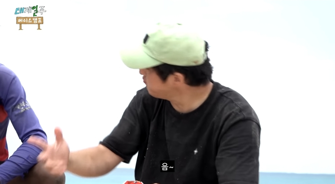 tHFrLU