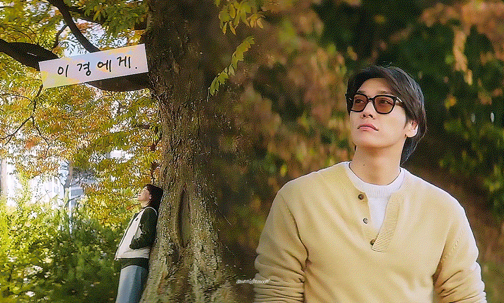 tJUkDW.gif