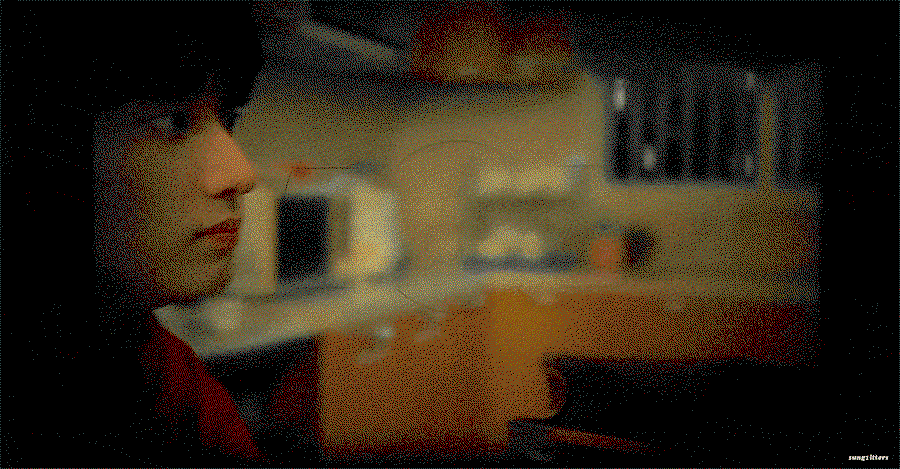 tKNdnx.gif