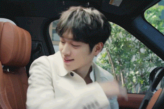 tUHWST.gif