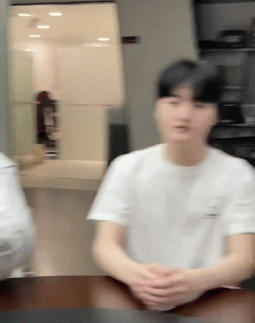 tWxuZb.gif