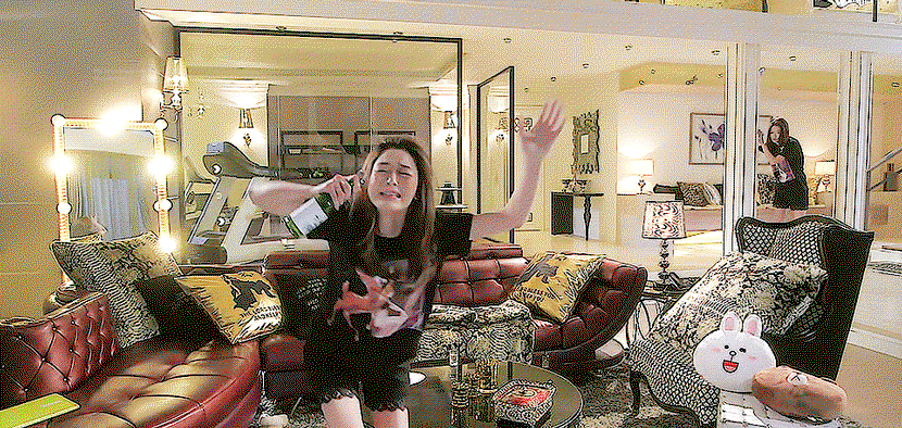 taKyeQ.gif