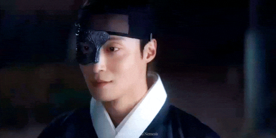 tkAqzm.gif