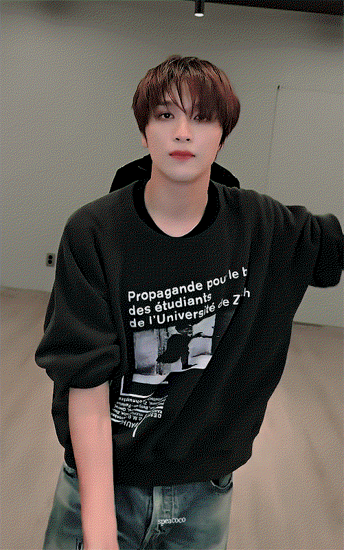 tmVUOr.gif