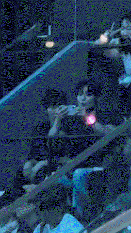 tpbKjQ.gif