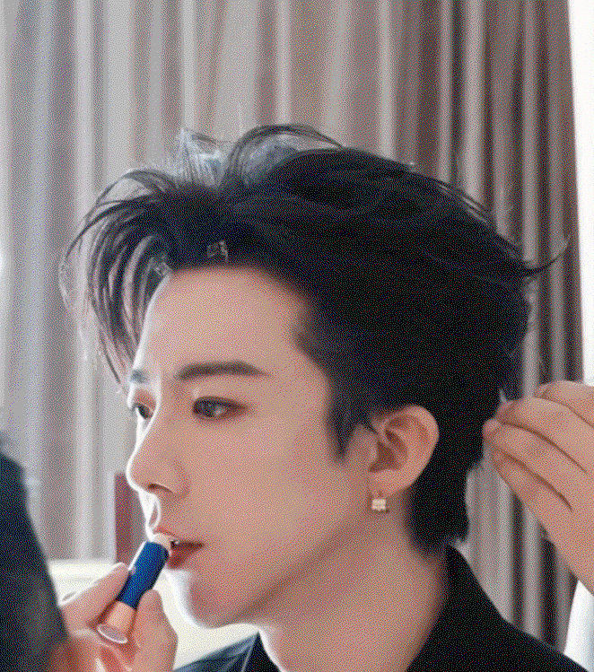 uEkdyC.gif