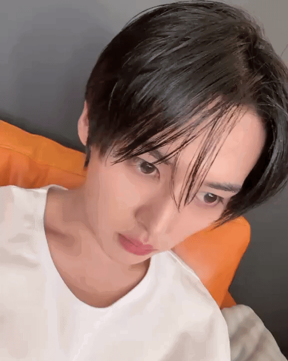 uJDWnP.gif
