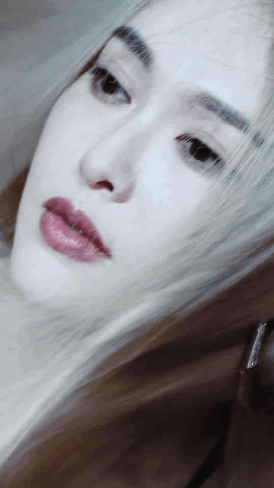 uQEryV.gif
