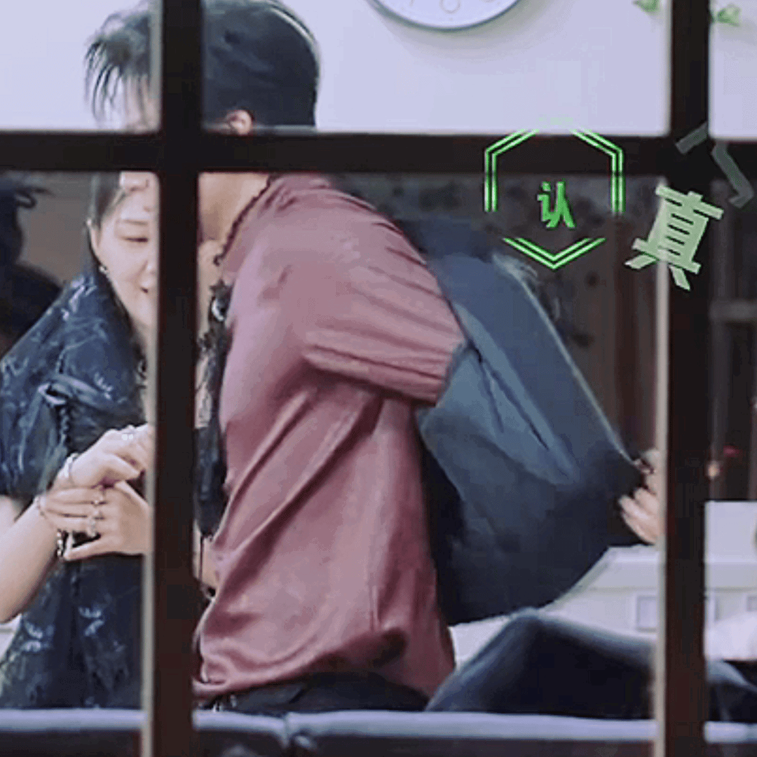 uQtexI.gif