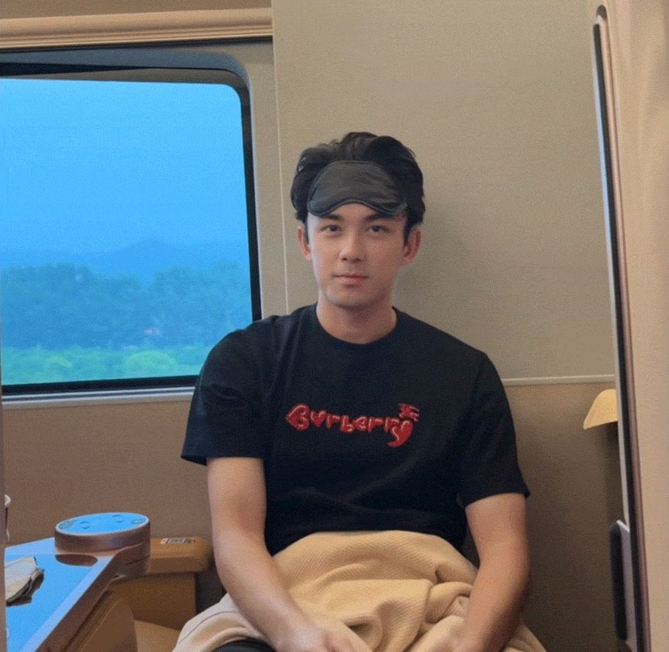 uSFvqH.gif