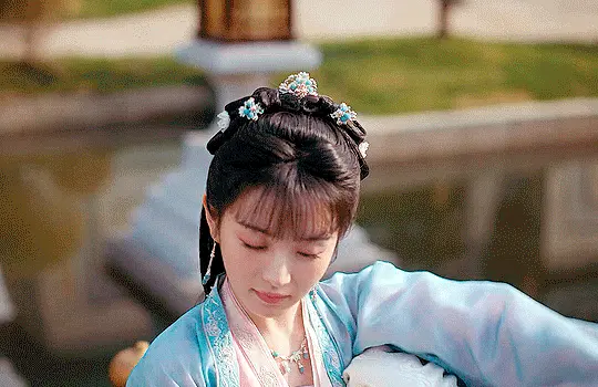 uXHESc