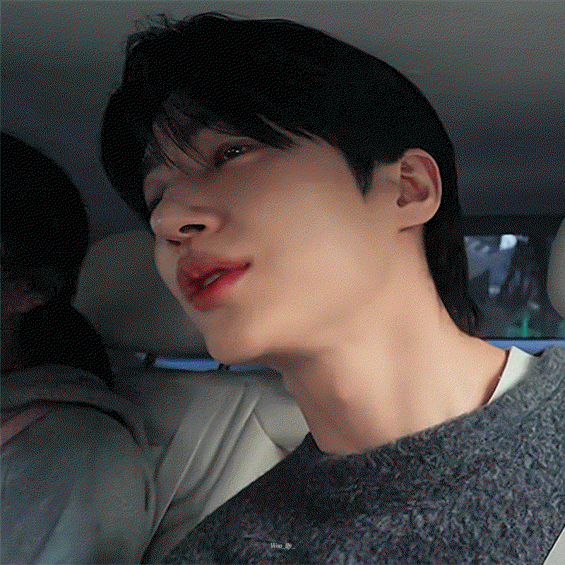 uZXfYi.gif