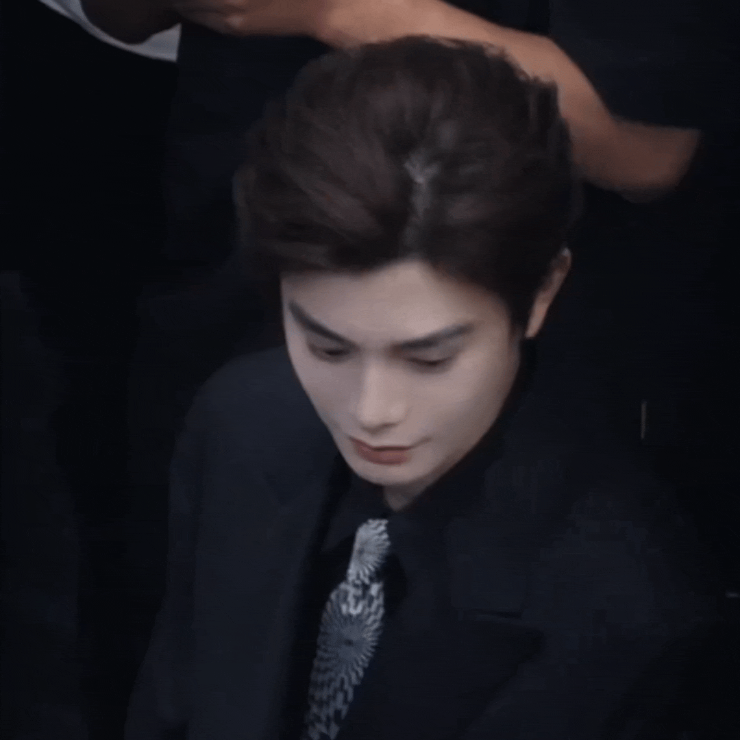 uiqqnz.gif