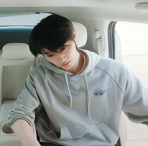 uqNgtA.gif