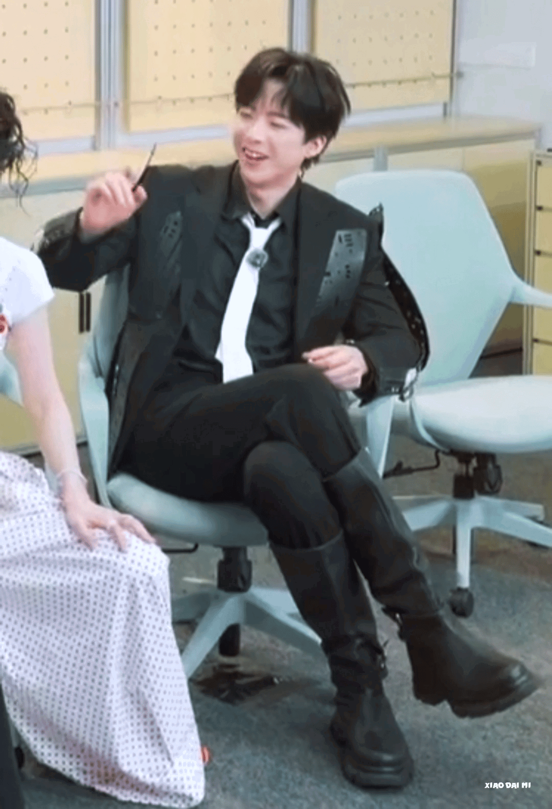 uwUmRC.gif