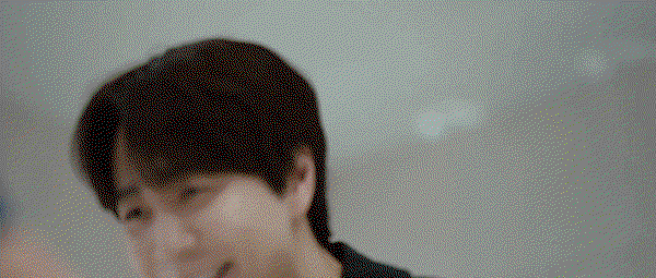 vAiQVm.gif