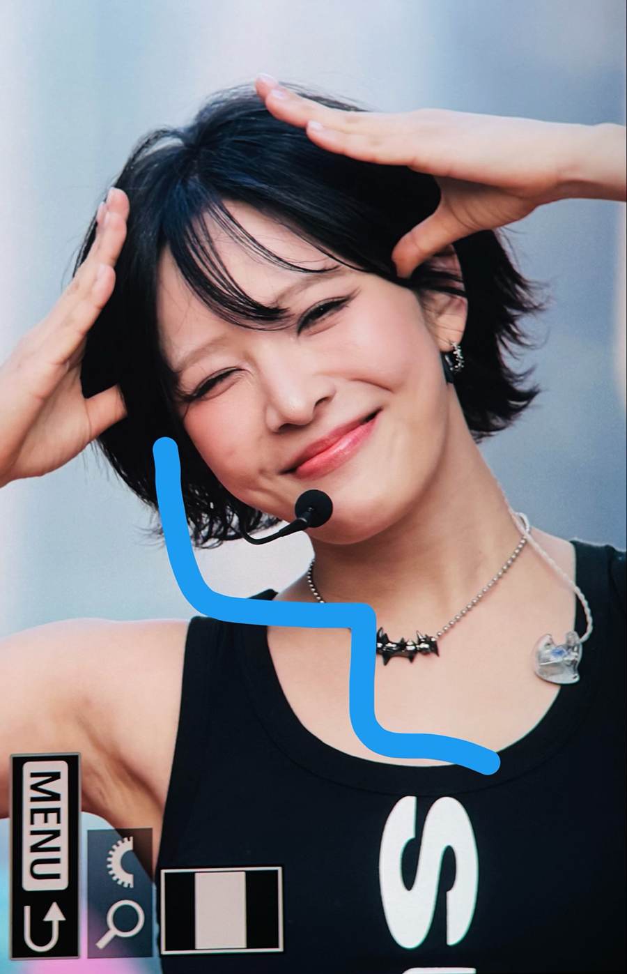 vFhmNI