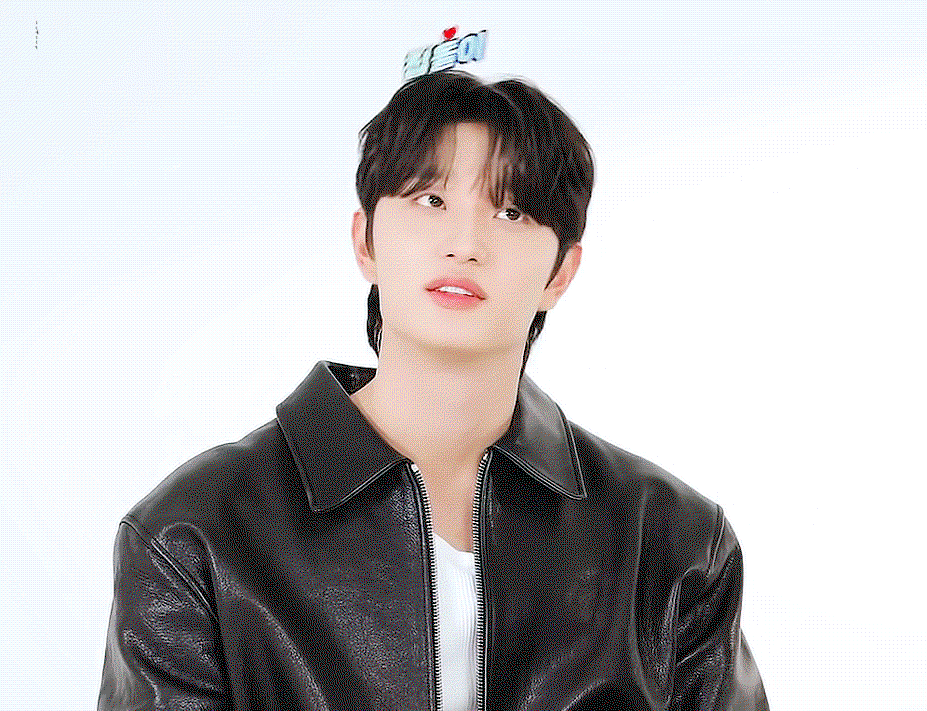 vIuTwJ.gif
