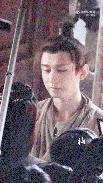 vVnPfB.gif