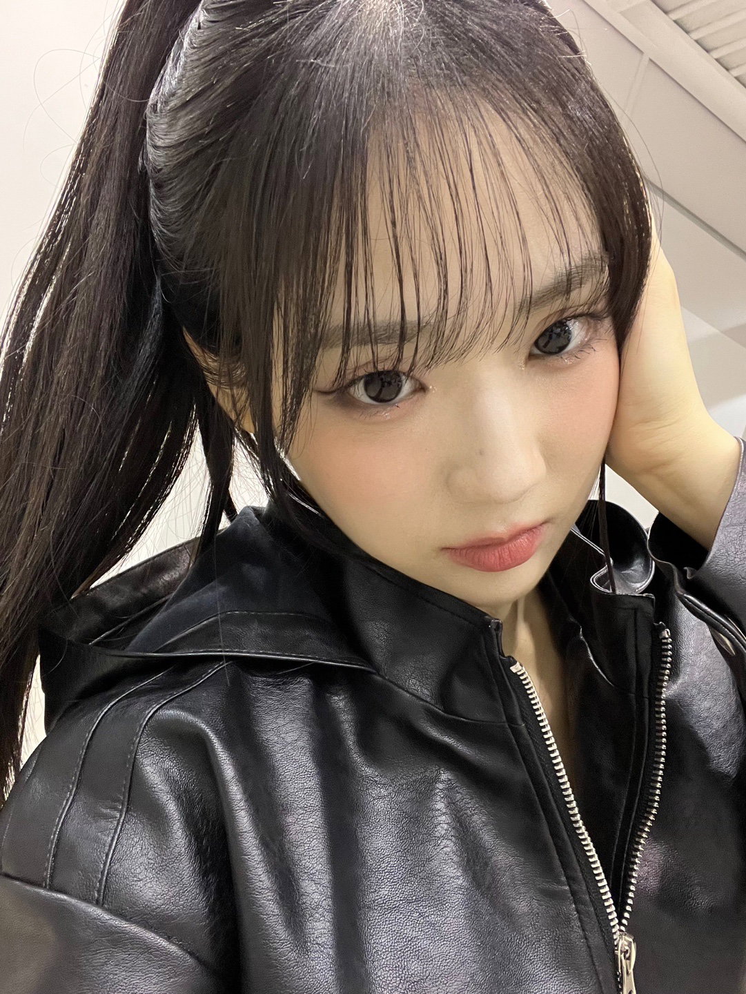 더쿠 - 트리플에스 서연 셀카 모음.jpg