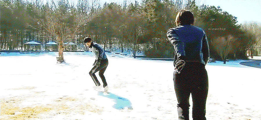 vqaUca.gif