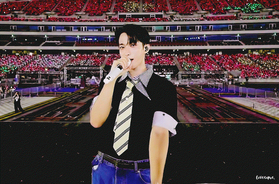 vvXLXq.gif