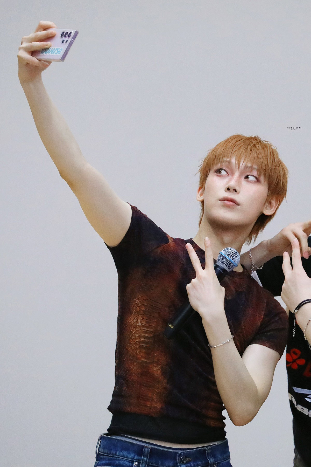 vyEVvJ