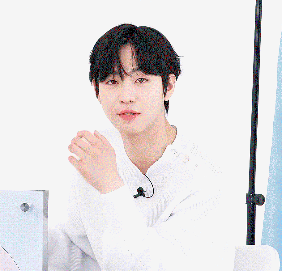 wCyUBg.gif