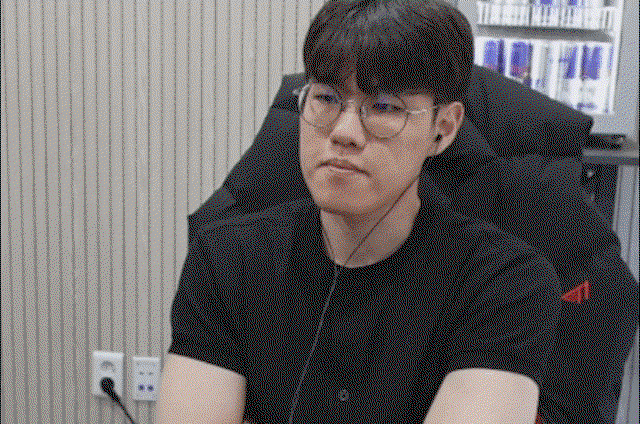 wDVHtV.gif