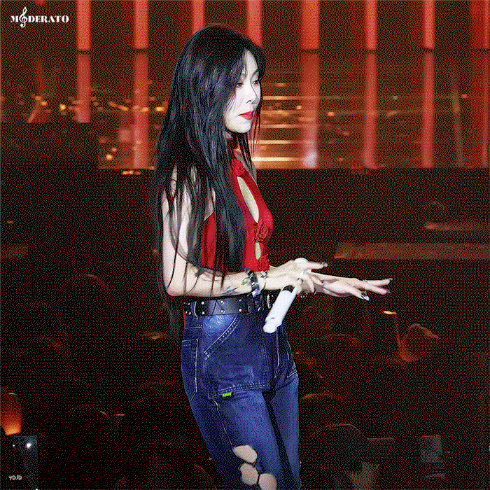 wHnUoI.gif