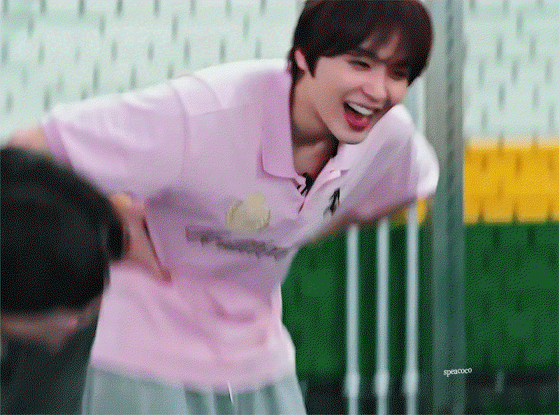wKtVBs.gif