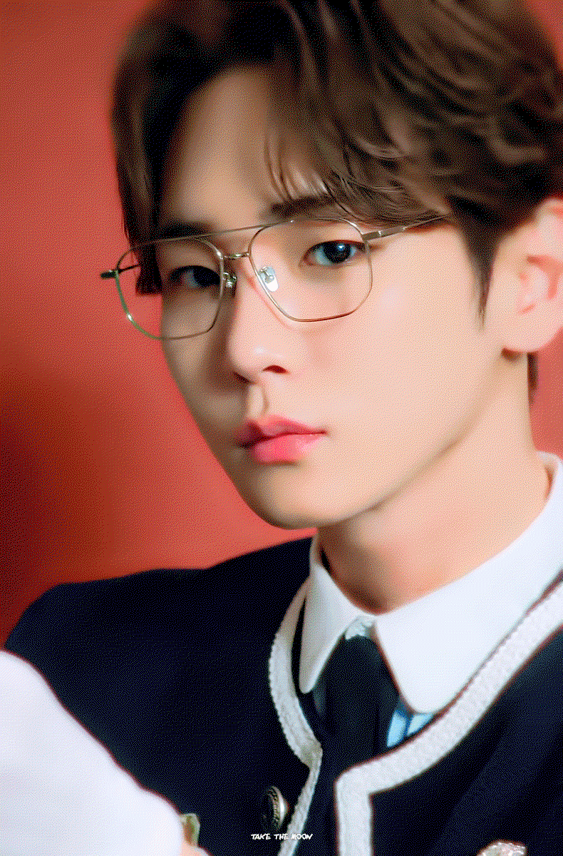 whZsHs.gif