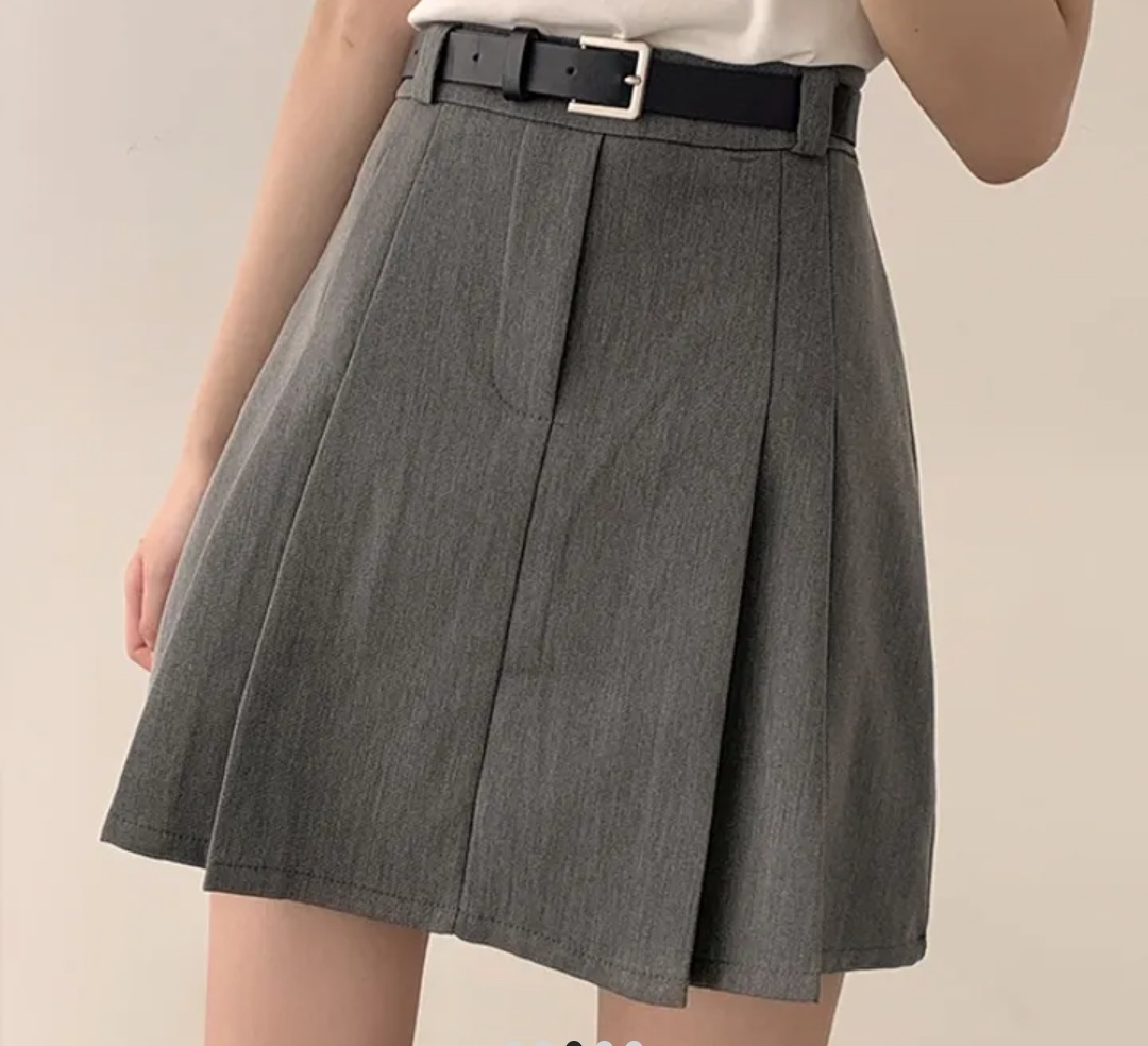 더쿠 케쪽이들아 회색 치마에 입을 셔츠