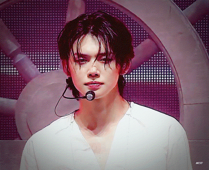 wtdArI.gif