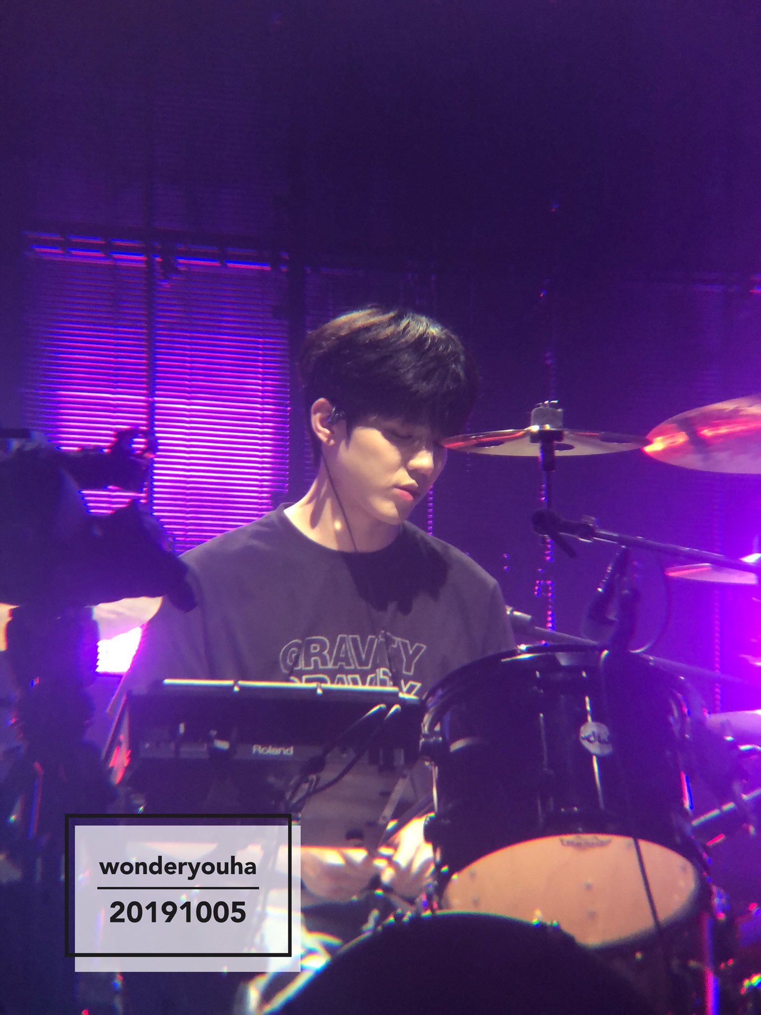 wvFdfV
