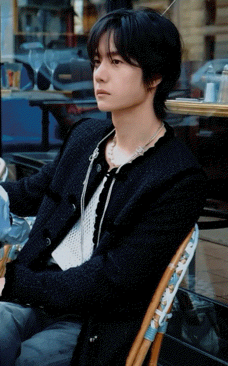 xBtuer.gif