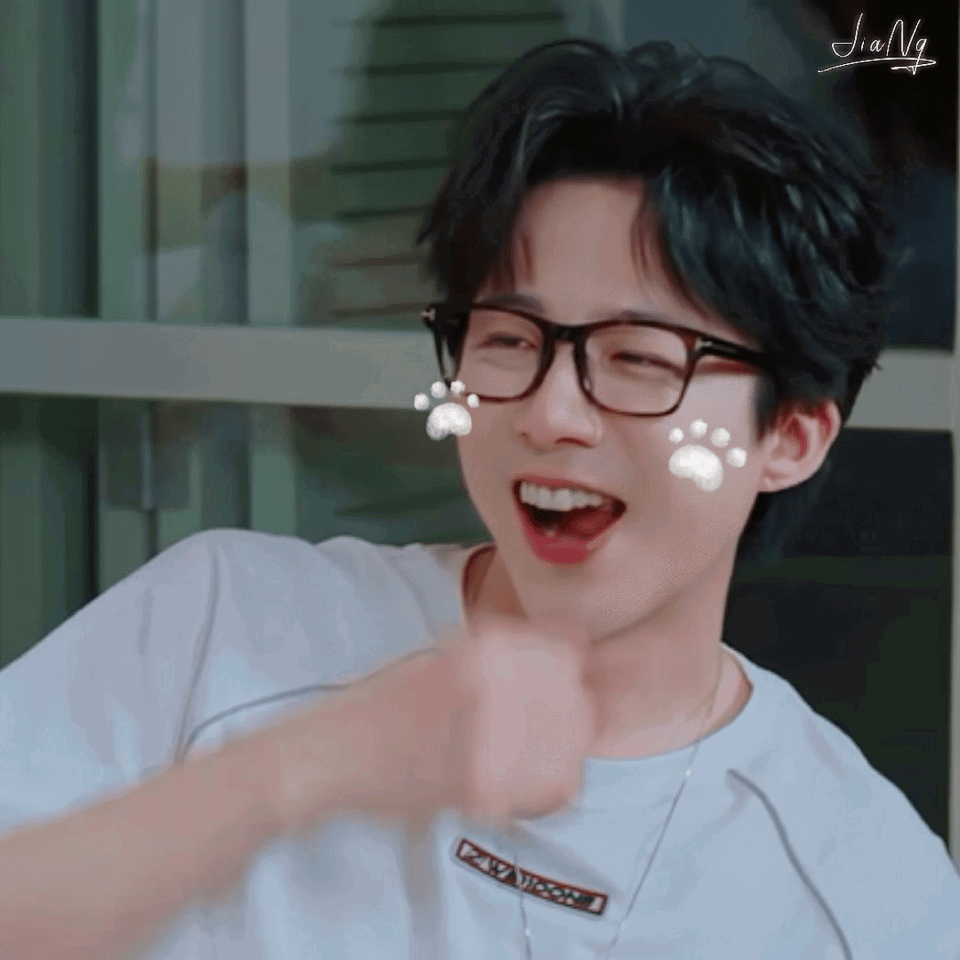 xFFMKh.gif