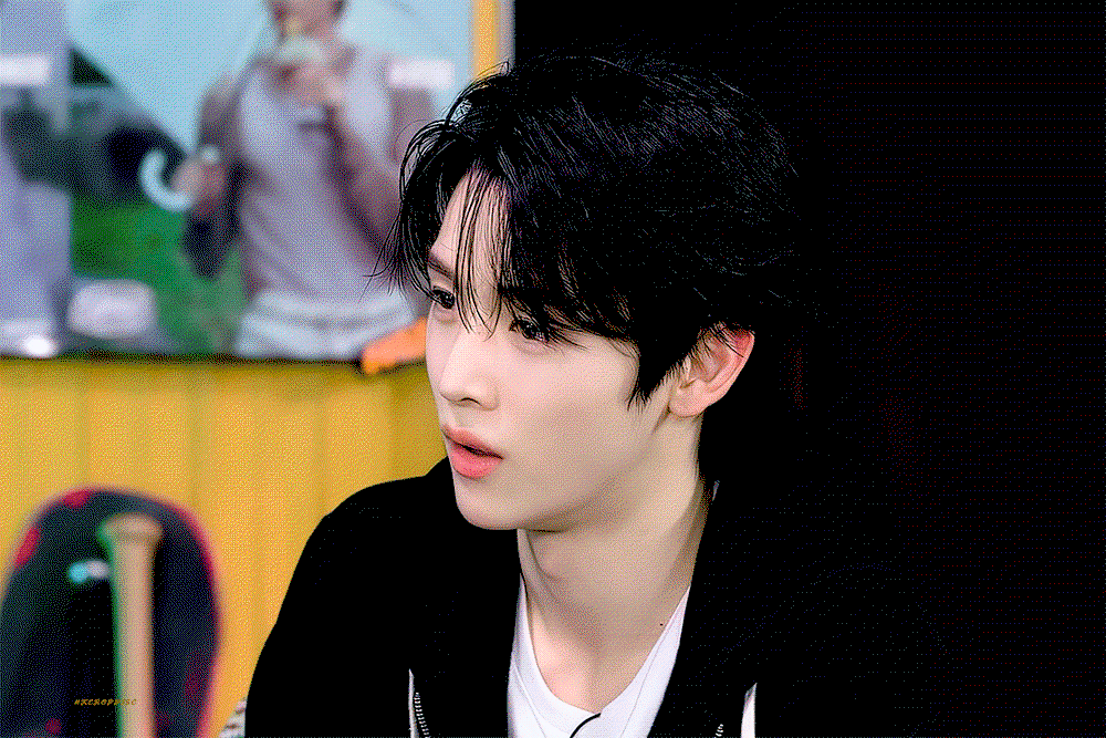 xGHgOg.gif