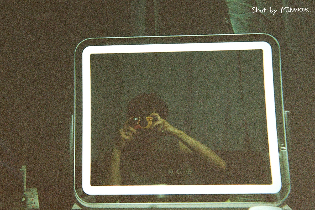 xHmCcw