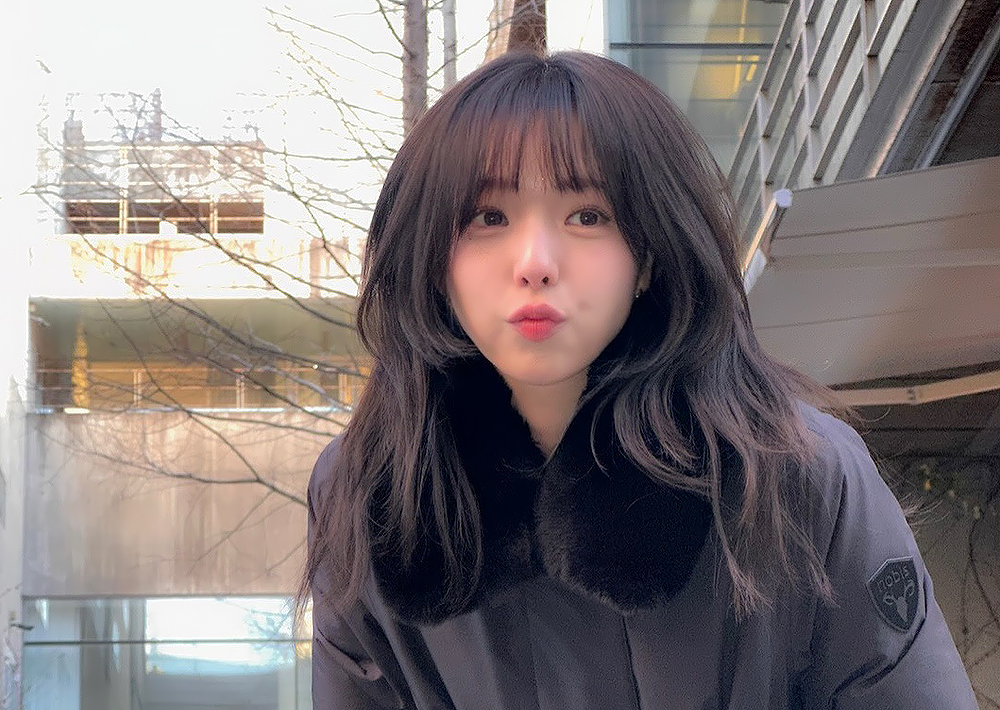 흑발중단발 수빈