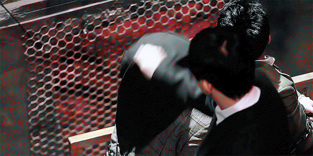 xUDopJ.gif