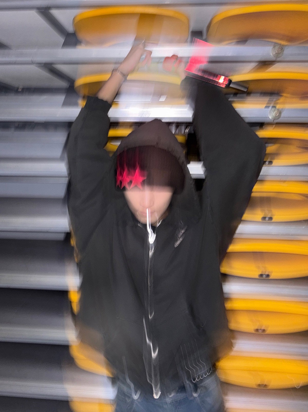 xUnPYZ