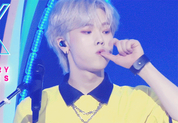 xnRHtn.gif