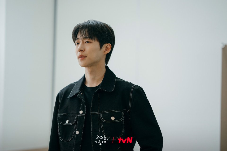 xyEokq