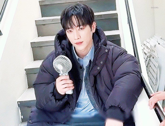 yAlYmc.gif