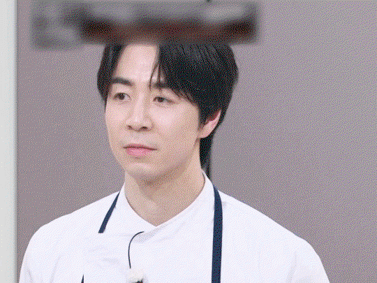 yEyoFG.gif